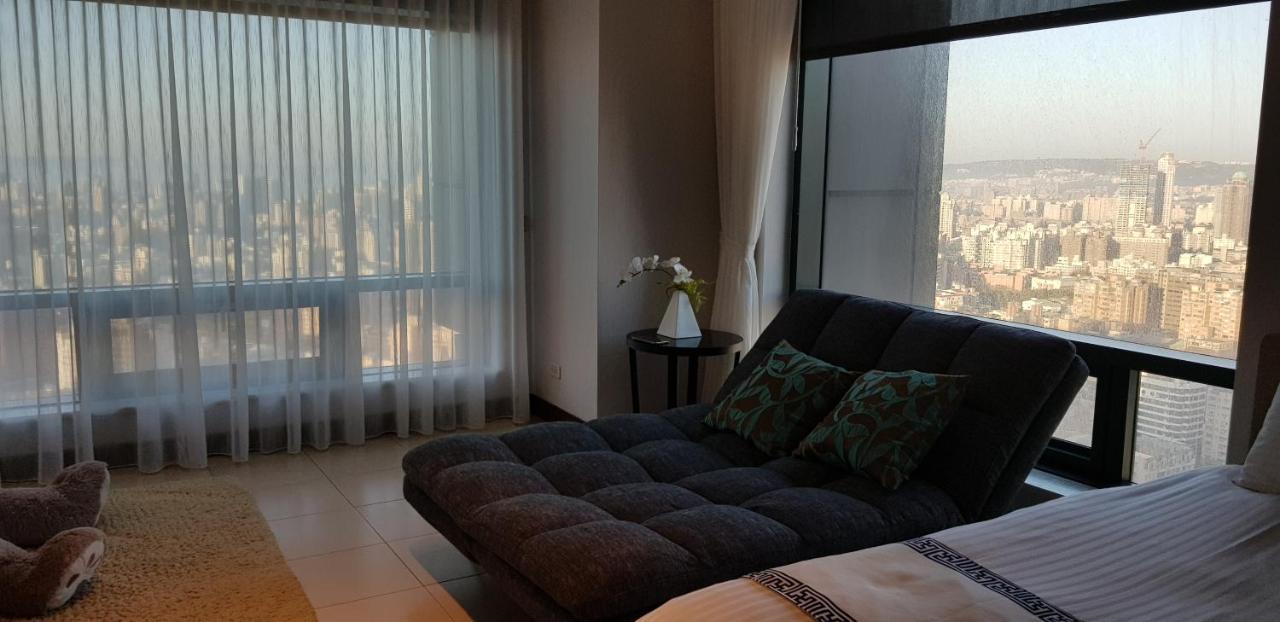 Corner Inn Tchaj-čung Exteriér fotografie